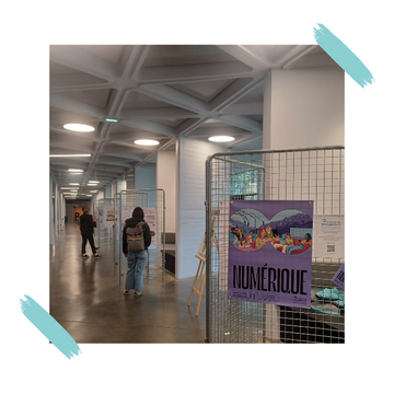 Expo Numérique dans la galerie des amphi du campus de Saint Martin d'Hères